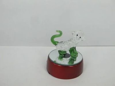 Лот: 10549455. Фото: 1. Фигурка обезьянка на подставке... Фигурки, статуэтки