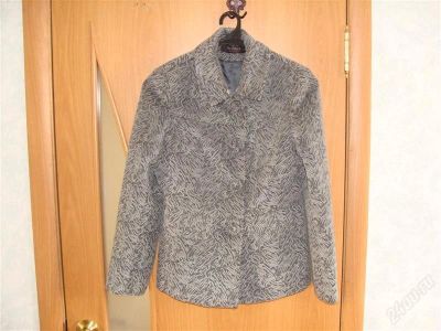 Лот: 2074806. Фото: 1. пальто MaxMara. р-р 46-48. Верхняя одежда