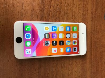 Лот: 16506239. Фото: 1. iPhone 6s 64 gb rose gold. Смартфоны