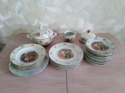 Лот: 25646266. Фото: 1. Сервиз столовый Мадонна ГДР. Кухонные аксессуары