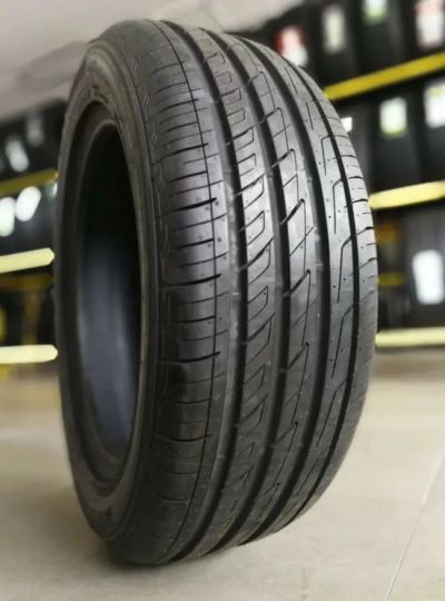 Лот: 20271080. Фото: 1. шины 215/55 R17 Nitto NT860 летние... Шины