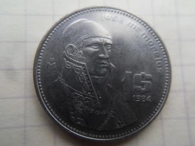 Лот: 21172538. Фото: 1. Мексика 1 песо 1984. Америка