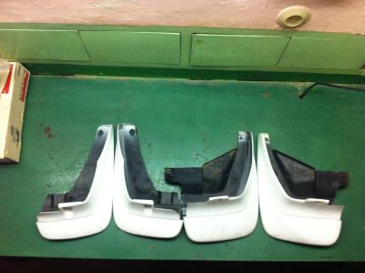 Лот: 6880103. Фото: 1. Брызговики subaru forester SG5... Другое (автозапчасти)