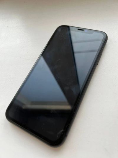 Лот: 19379703. Фото: 1. iphone 11 64gb. Смартфоны