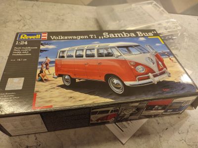 Лот: 21063547. Фото: 1. Сборная модель Revell Volkswagen... Автомоделизм