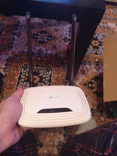 Лот: 18451934. Фото: 1. Роутер Tp-link n300. Маршрутизаторы (роутеры)