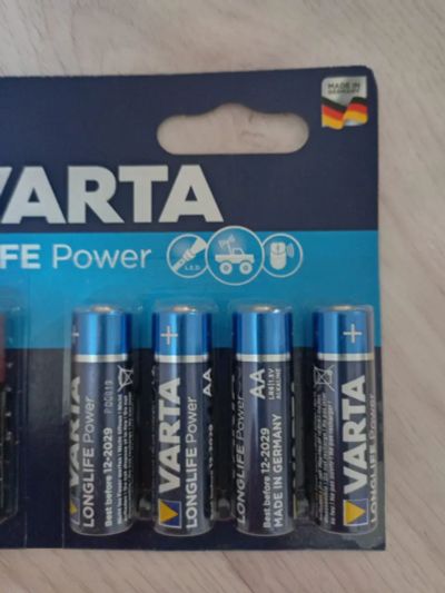Лот: 24620136. Фото: 1. Батарейка Варта аа varta aaa. Батарейки, аккумуляторы, элементы питания