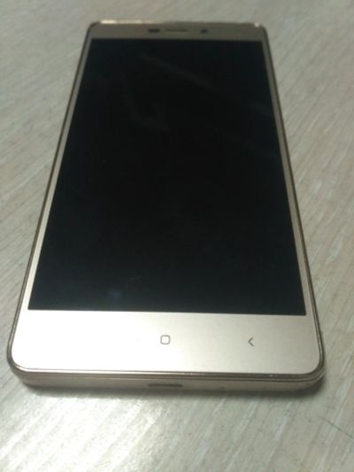 Лот: 14595970. Фото: 1. Смартфон Xiaomi Redmi 3x неисправен... Смартфоны