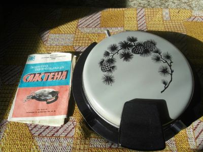 Лот: 11270770. Фото: 1. Электро вафельница. Кухонная