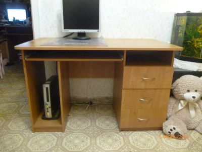 Лот: 6984536. Фото: 1. Компьютерный стол, б/у. Компьютерные и письменные столы