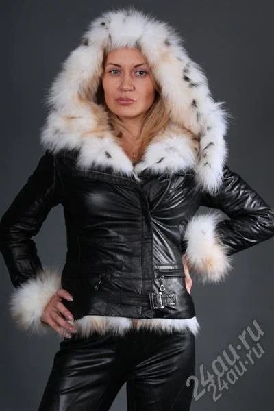 Лот: 6950285. Фото: 1. Потрясающая кожаная курточка с... Верхняя одежда