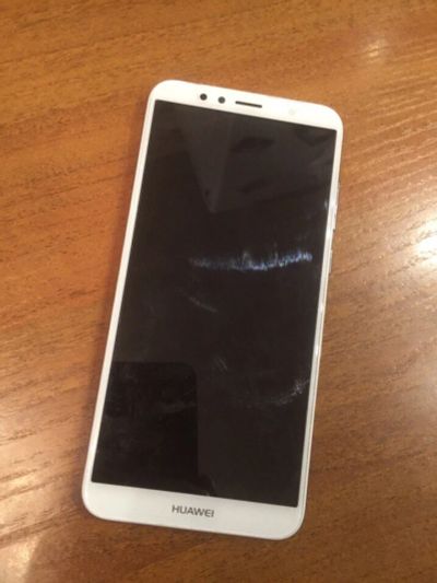Лот: 12316281. Фото: 1. Продам Huawei Y6. Смартфоны