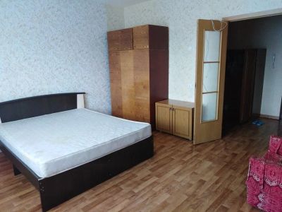 Лот: 13667394. Фото: 1. 1 комн кв, 9 мая 53, Собственник. Квартиры, студии