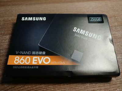 Лот: 13642957. Фото: 1. Диск SSD Samsung 860EVO 250Gb... SSD-накопители