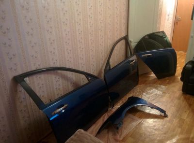 Лот: 10793063. Фото: 1. Три двери, крыло. Кузов