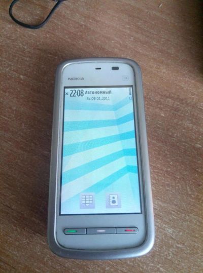Лот: 9394635. Фото: 1. Смартфон Nokia 5230. Смартфоны