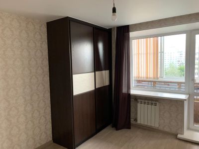 Лот: 16145900. Фото: 1. Сдам 1 к. квартиру на Гладкова... Квартиры, студии