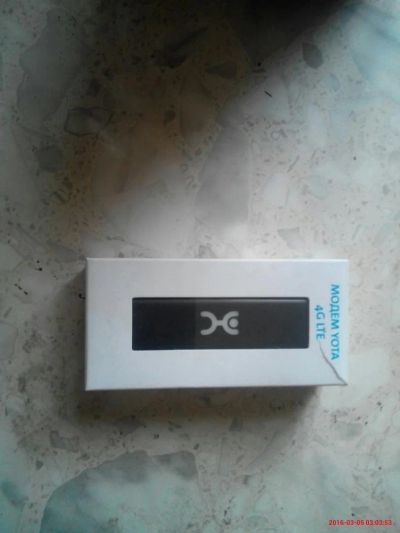 Лот: 7043642. Фото: 1. 4g модем yota. Беспроводные модемы