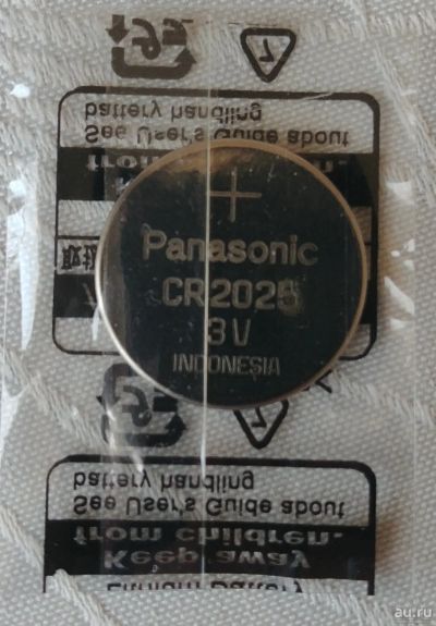 Лот: 13534189. Фото: 1. Литиевая батарейка Panasonic CR2025... Батарейки, аккумуляторы, элементы питания