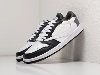 Лот: 20739590. Фото: 1. Кроссовки Nike Air Jordan 1 Low... Кеды, кроссовки, слипоны