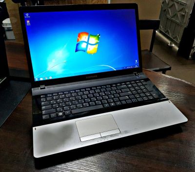 Лот: 12585024. Фото: 1. Ноутбук Samsung NP300E7A 17.3... Ноутбуки