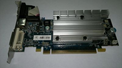 Лот: 4714654. Фото: 1. Radeon HD 3450 256Mb PCI-E. Видеокарты