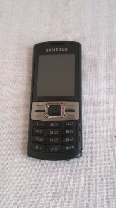 Лот: 13956527. Фото: 1. Мобильный телефон Samsung GT-C3010. Кнопочные мобильные телефоны