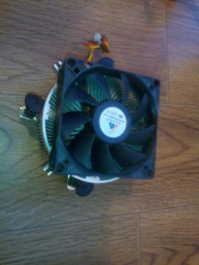 Лот: 6078989. Фото: 1. Кулер LGA 775 с медью для горячих... Системы охлаждения