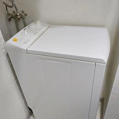 Лот: 17650963. Фото: 1. Стиральная машинамZanussi va833v. Стиральные машины
