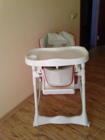 Лот: 5850855. Фото: 1. стульчик для кормления малыша. Стульчики для кормления