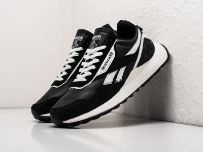 Лот: 24977784. Фото: 1. Кроссовки Reebok Classic Leather... Кеды, кроссовки, слипоны