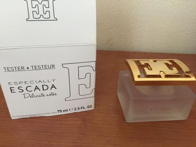 Лот: 5963044. Фото: 1. Туалетная вода Escada Especially... Средства личной гигиены 
