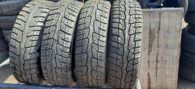 Лот: 23328114. Фото: 1. 4шт 195-70-15C Hankook Winter... Шины