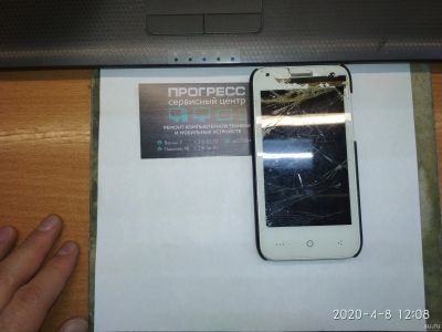 Лот: 15817054. Фото: 1. Смартфон МТС 9820. Смартфоны