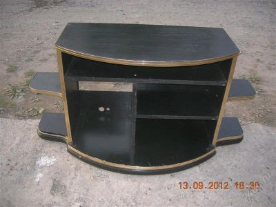 Лот: 2090995. Фото: 1. Тумба под TV (аппаратуру). Стойки и тумбы для аппаратуры