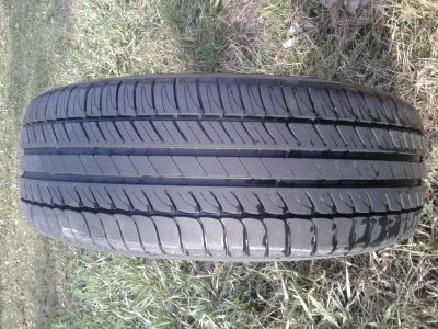 Лот: 4025983. Фото: 1. Шины Michelin 215/60/R16. Шины