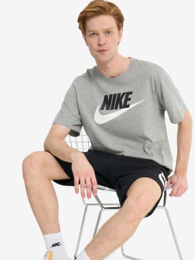 Лот: 23269557. Фото: 1. Футболка мужская Nike Icon futura... Другое (спортивная одежда)