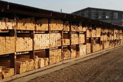 Лот: 6750310. Фото: 1. Брусок 45х45х3м лиственница. Древесина, пиломатериал