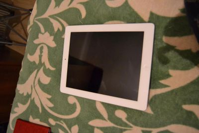 Лот: 4930882. Фото: 1. Apple iPad 4 32GB Retina Wi-Fi... Планшеты