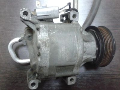 Лот: 4011264. Фото: 1. Компрессор кондиционера Toyota... Двигатель и элементы двигателя