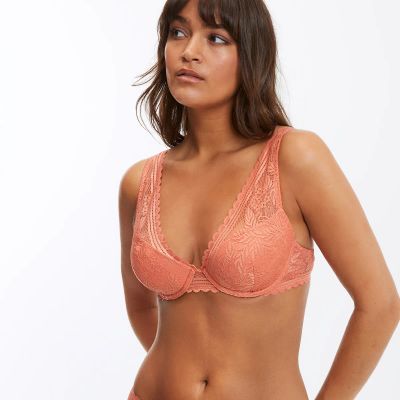 Лот: 25087923. Фото: 1. Бюстгальтер LaRedoute. Ковры