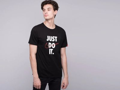 Лот: 16826117. Фото: 1. Футболка Nike (18803). Футболки, поло