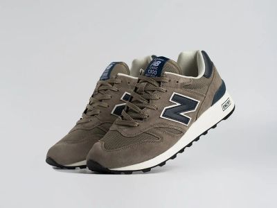 Лот: 18879942. Фото: 1. Кроссовки New Balance 1300. Кеды, кроссовки, слипоны