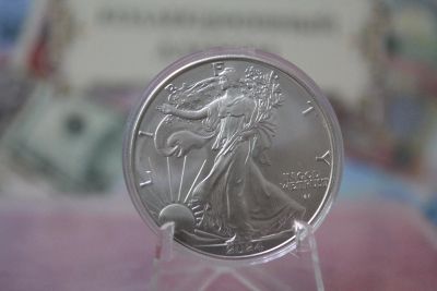 Лот: 23329864. Фото: 1. США 1 доллар 2024 года Серебро... Америка