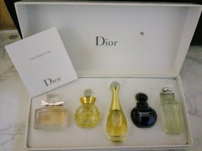 Лот: 9144354. Фото: 1. парфюм Christian Dior набор. Женская парфюмерия