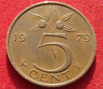 Лот: 18924107. Фото: 1. Нидерланды 5 центов, 1979 г. Остальные страны