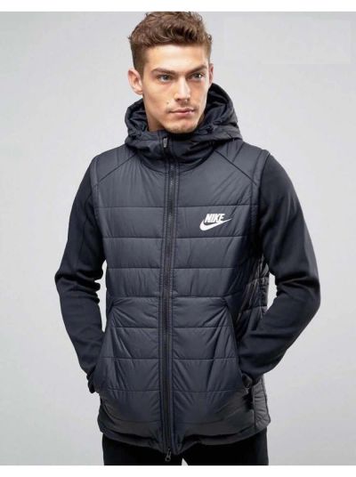 Лот: 16786975. Фото: 1. 1 Жилет nike. Верхняя одежда
