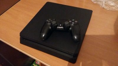 Лот: 12630334. Фото: 1. Sony playstation 4 slim 500gb. Консоли