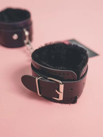 Лот: 17840086. Фото: 1. Наручник бдсм мягкие. Игрушки