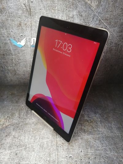 Лот: 16411890. Фото: 1. IPad AIR 2 16 (Л1813). Планшеты
